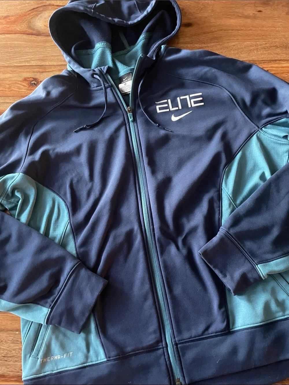Nike Navy and Teal Elite Matching Sweat Suit Size XL